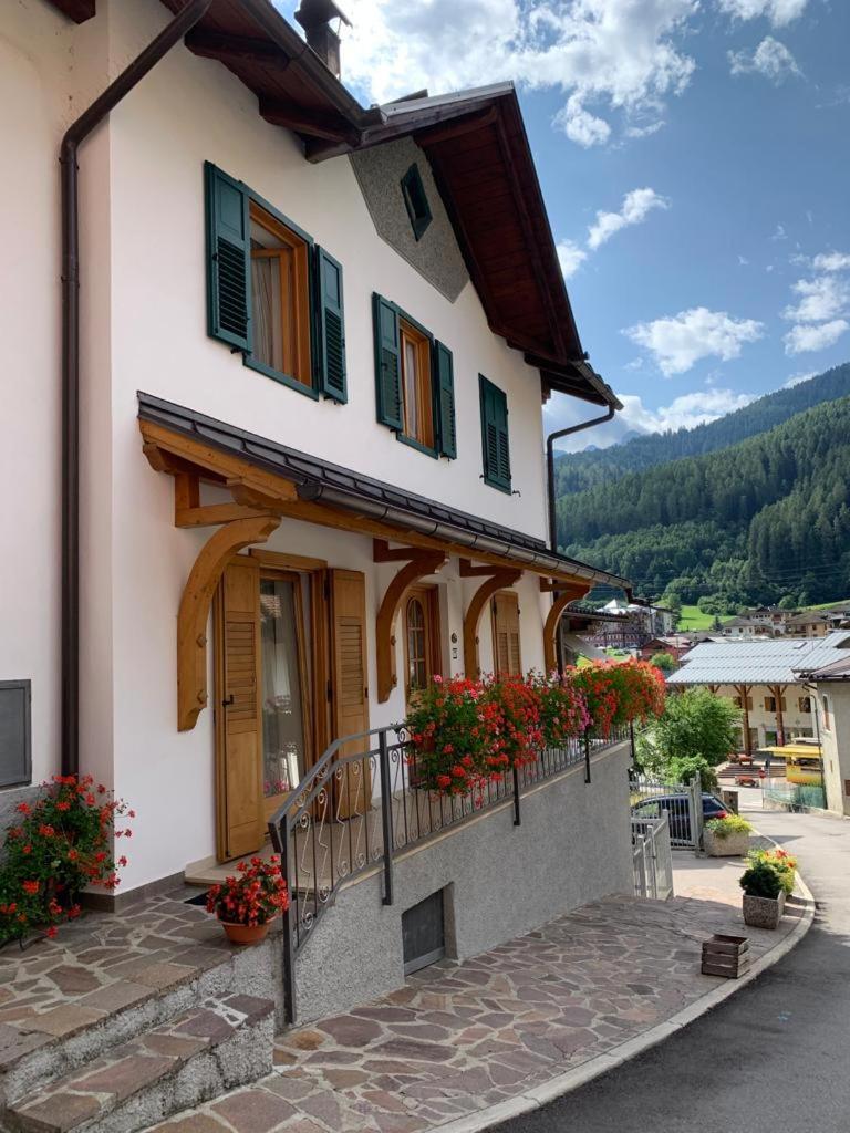 Ferienwohnung Casa Stefani Commezzadura Exterior foto